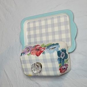 The Pioneer Woman Butter Dish